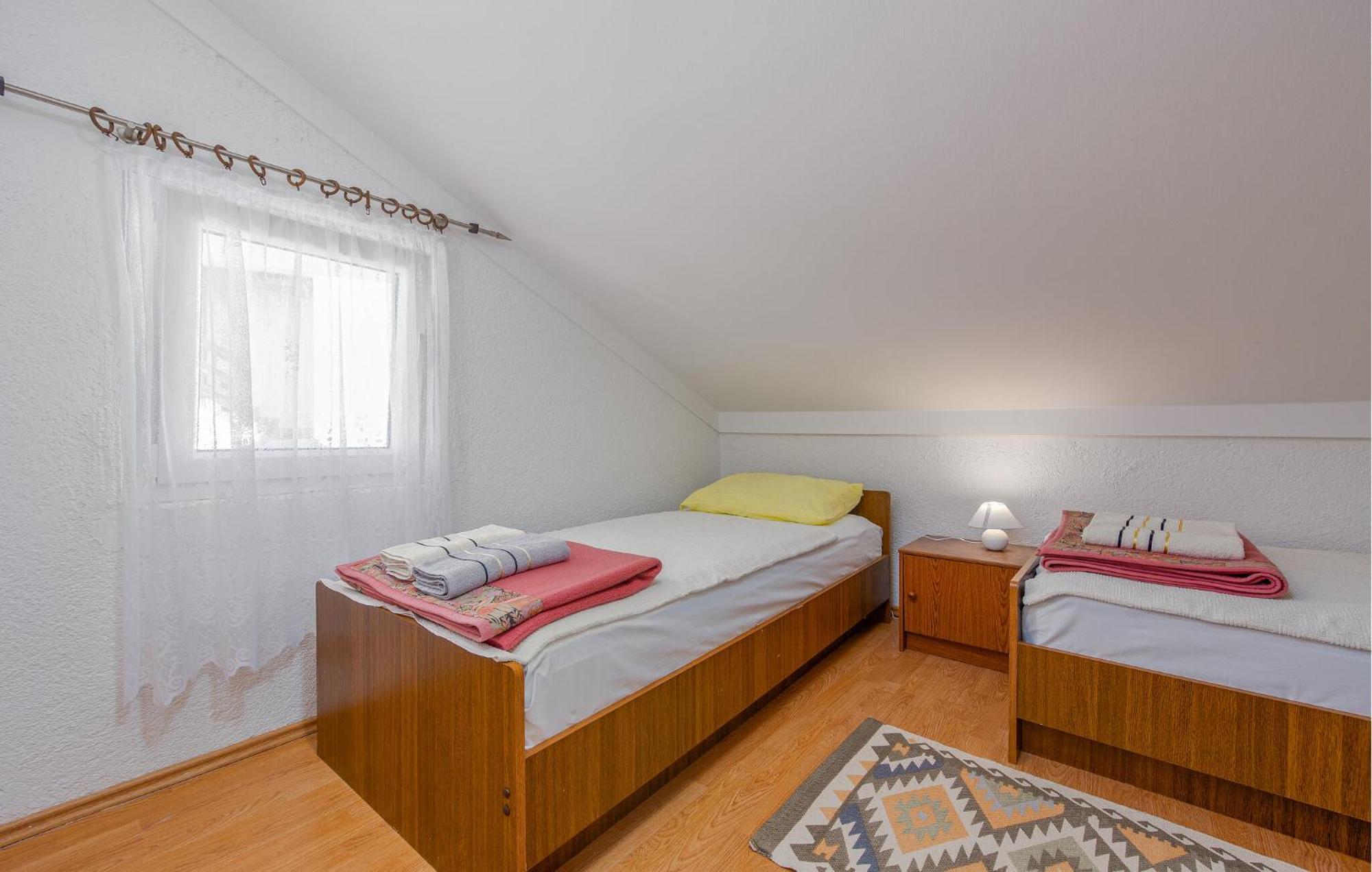 Nice Apartment In Potocnica With House Sea View Borovići 外观 照片